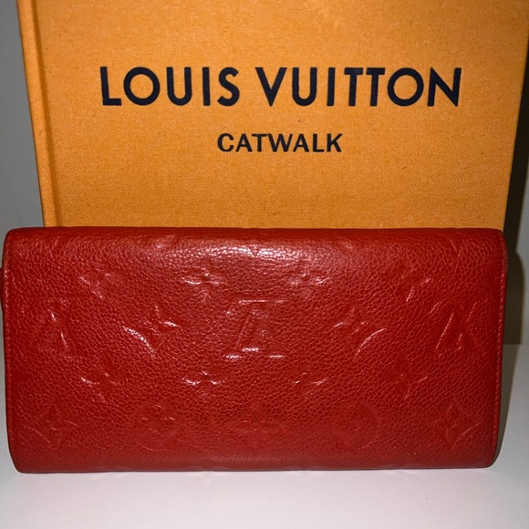 LV Monogram Empreinte Leather Curieuse Wallet - Picture 8 of 13